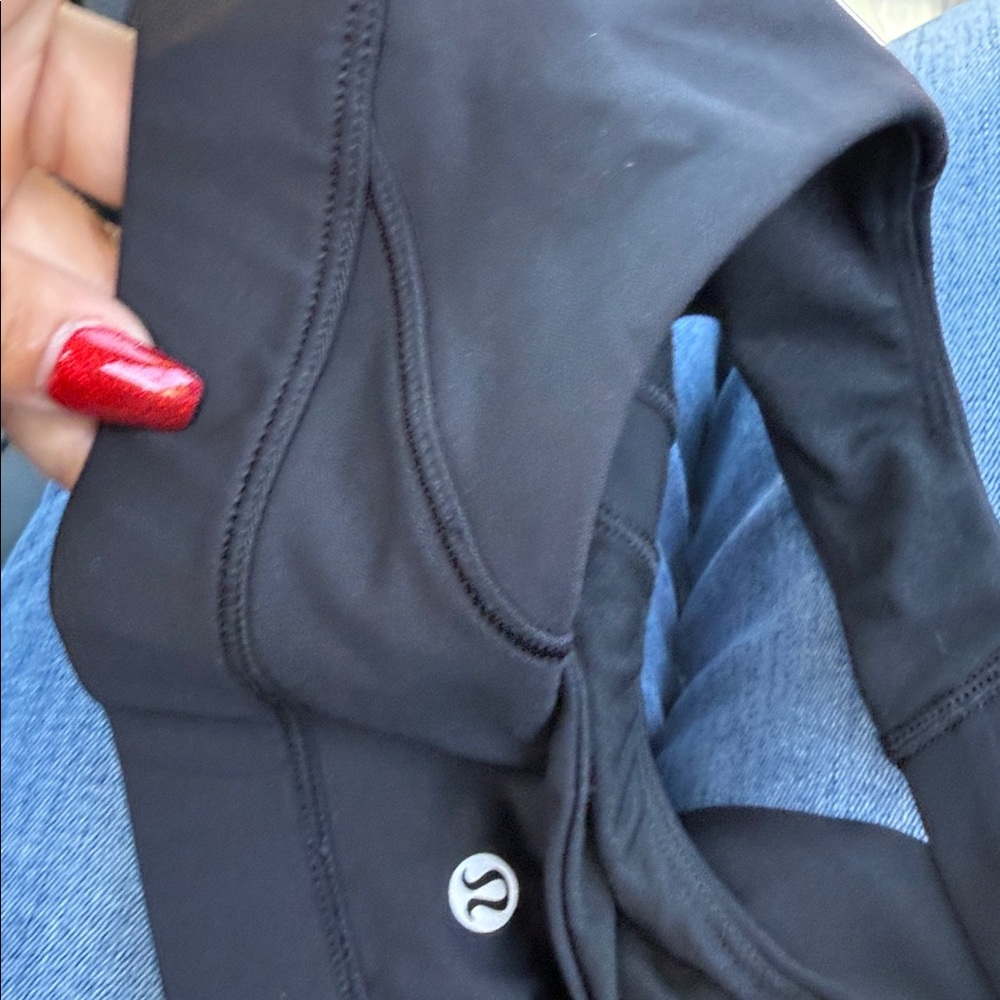 Lululemon black Sports Bra - Picture 5 of 5